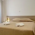 Topikos דירה *